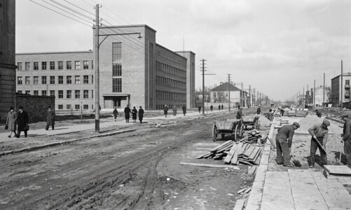 Historyczna perspektywa: Aleja Niepodległości w miejscu dawnej ulicy Topolowej