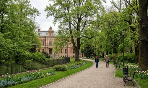 Ogród Pałacu Poznańskich dostępny dla zwiedzających. Informacje o otwarciu obiektów